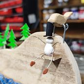 Navegando. . Un proyecto de Diseño de personajes, Escultura, Art to, Carpintería y Diseño de juguetes de oscar_giraldez_macia - 20.12.2022