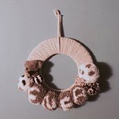 Il mio progetto del corso: Disegno e creazione di pon-pon. Un proyecto de Artesanía, Decoración de interiores, DIY y Diseño textil de Marta - 20.12.2022