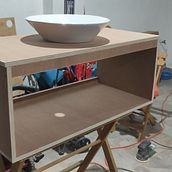 Mi proyecto del curso: Diseño y construcción de muebles para principiantes. Projekt z dziedziny Craft, Projektowanie i w, rób mebli, Projektowanie wnętrz, DIY i Obróbka drewna użytkownika Iván Leyva - 21.12.2022