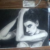 Retratos expresivos. Traditional illustration, Fine Arts, Drawing, Portrait Drawing, Realistic Drawing, and Artistic Drawing project by Mónica Barrón - 12.26.2022