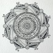 Mein Abschlussprojekt für den Kurs: Mandalas selber machen: Gestalte geometrische Muster. Un proyecto de Dibujo e Ilustración con tinta de strob - 27.12.2022