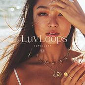 Brand Identity for Luv Loops Jewelry . Design, Traditional illustration, Advertising, Graphic Design, Art Direction, Br, ing & Identit project by Lorena Alvarez - 12.29.2022