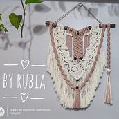 Meu projeto do curso: Macramê: nós básicos e complexos. Macramé, Accessor, Design, Interior Design, Decoration, Fiber Arts, and Textile Design project by Rubia França - 01.04.2023