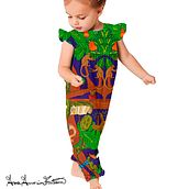 Meu projeto do curso: Design de estampa para superfície têxtil com Photoshop. Un proyecto de Ilustración tradicional, Diseño de vestuario, Pattern Design, Diseño de moda e Ilustración digital de Ana Amorim Fontana - 22.12.2022