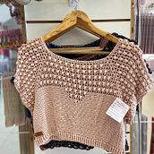 Blusa em Crochê. Un proyecto de Diseño de moda y Crochet de Luciane Munhoz - 08.12.2022