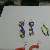 Meu projeto do curso: Design de bijuteria com polymer clay para iniciantes . Un progetto di Artigianato, Design di gioielli, DIY, Design di accessori e Fashion design di celiacruz2710 - 04.01.2023