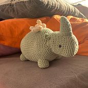 Meu projeto do curso: Design e criação de amigurumis. Arts, Crafts, To, Design, Fiber Arts, DIY, Crochet, Amigurumi, and Textile Design project by Annie Herweg - 01.05.2023