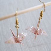 Handmade paper earrings. Arts, Crafts, Jewelr, Design, Paper Craft, and Design project by daniwu - 01.06.2023