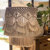 Mi proyecto del curso: Diseño de lámparas en macramé. Projekt z dziedziny Craft, Dekoracja wnętrz, Tkactwo, Makrama, Wzornictwo tekst i liów użytkownika nataliaiturrieta - 08.01.2023