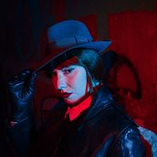 Alter EGO. Photograph, Art Direction, Br, ing, Identit, Fine Arts, Photograph, Post-production, Photographic Lighting, Portrait Photograph, Stor, telling, Concept Art, and Fine-Art Photograph project by yashchirka - 01.08.2023