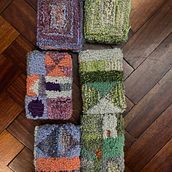 Mi proyecto del curso: Técnicas de punch needle para accesorios personalizados. Arts, Crafts, Embroider, Fiber Arts, DIY, Punch Needle, and Textile Design project by 40chulinha - 01.09.2023