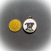 Mi proyecto del curso: Bordado en miniatura: crea joyas textiles Ein Projekt aus dem Bereich Schmuckdesign, Stickerei und Textildesign von Ruth Noemi Apaza - 05.11.2022