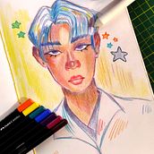 Mi proyecto del curso: Dibujo de retratos llamativos con lápices de colores. Drawing, Portrait Drawing, Sketchbook, and Colored Pencil Drawing project by Rosario V.T. - 01.13.2023