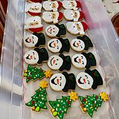 My project for course: Cookie Decoration with Royal Icing for Beginners. Un proyecto de Diseño, Pintura y DIY de Graciela Arguedas - 15.01.2023