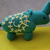 Mi proyecto del curso: Diseño y creación de amigurumis. Un progetto di Artigianato, Design di giocattoli, Fiber Art, DIY, Uncinetto, Amigurumi e Textile Design di Nicole Figueroa - 16.01.2023