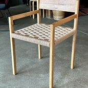 Oak chair with danish paper cord. Un progetto di Artigianato, Design e creazione di mobili, Interior design, Interior Design, Fiber Art, Upc e cling di Tom - 17.01.2022