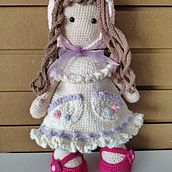 Mi proyecto del curso: Elaboración de muñecas amigurumi románticas. Un progetto di Artigianato, Design di giocattoli, Fiber Art, Uncinetto, Amigurumi e Textile Design di cstanchez96 - 12.01.2023