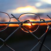 Glasses in the sun. Un progetto di Fotografia di Natka Kida - 18.01.2023