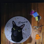 Mi proyecto del curso: Retratos bordados de mascotas: pinta con hilo. Un proyecto de Bordado, Ilustración naturalista				 y Diseño textil de Alejandra Téllez Venegas - 18.01.2023