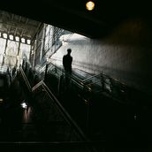Descender. Photograph, Outdoor Photograph, and Architectural Photograph project by Oliver Jorquera - 01.04.2023