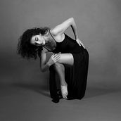 Mi proyecto del curso: Fotografía de estudio: la Iluminación como recurso creativo. Photograph, Photograph, Post-production, Fashion Photograph, Portrait Photograph, Photographic Lighting, Studio Photograph & Interior Photograph project by Leila Aquino - 01.20.2023