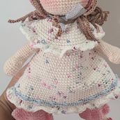 Mi proyecto del curso: Elaboración de muñecas amigurumi románticas. Arts, Crafts, To, Design, Fiber Arts, Crochet, Amigurumi, and Textile Design project by Dhayana De La Rosa - 01.21.2023