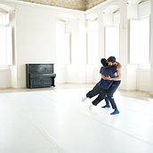 Everything at once. Un progetto di Graphic design e Fotografia di Sara Napoletano - 27.12.2022