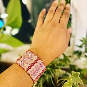 My project for course: Beaded Jewelry Design: Weave Elegant Patterns. Projekt z dziedziny Projektowanie dodatków, Craft, Projektowanie biżuterii i  Tkactwo użytkownika Zahra Rahman - 18.01.2023