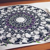 My project for course: Painting Acrylic Mandalas with Professional Techniques. Painting, Drawing, Acr, and lic Painting project by Kateřina Hyská - 01.30.2023