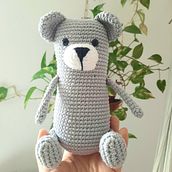 Meu projeto do curso: Crochê: crie e transforme seus amigurumis. Un progetto di Artigianato, Design di giocattoli, Fiber Art, DIY, Uncinetto, Amigurumi e Textile Design di nahidecarvalho - 01.02.2023