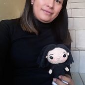Mi proyecto del curso: Amigurumis: personas tejidas a crochet. Un proyecto de Artesanía, Diseño de juguetes, Tejido, Crochet, Amigurumi y Diseño textil de Alberto Mayte - 02.02.2023