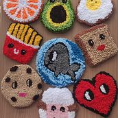 Bordado XL para toda la familia. Projekt z dziedziny  Haft,  Dekoracja wnętrz,  Haft pętelkow, Wzornictwo tekst i liów użytkownika Adry Olmos - 03.02.2023