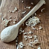 Mein Abschlussprojekt für den Kurs: Schnitzen von Holzlöffeln. Arts, Crafts, Product Design, DIY, and Woodworking project by Daniel Seyerle - 02.05.2023