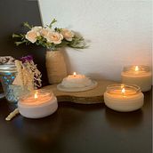 Velas . Un proyecto de Diseño, Ilustración tradicional, Publicidad y Marketing de Hector Caballero - 04.02.2023