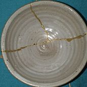 My project for course: Introduction to Kintsugi: Repair Your Pottery with Gold. Projekt z dziedziny Craft,  Sztuki piękne, Ceramika i DIY użytkownika Natasa Markovic - 08.02.2023