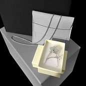 A de Orquid. Een project van Industrieel ontwerp y Sieradenontwerp van Maura Venegas - 09.02.2023