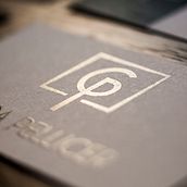 MARCA CORPORATIVA: CLARA PELLICER. Un proyecto de Diseño gráfico, Creatividad, Diseño de logotipos, Publicidad y Diseño de redroomdisseny - 09.02.2023