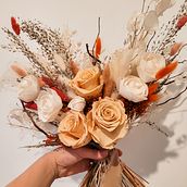 Mein Abschlussprojekt für den Kurs: Gestaltung von Blumensträußen für Anfänger. Interior Design, L, scape Architecture, Decoration, DIY, Floral, and Plant Design project by fraeuleinbee - 02.12.2023