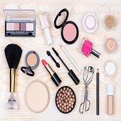Mi proyecto del curso: Introducción a las técnicas profesionales de maquillaje. Een project van Film, video en televisie,  Art direction,  Modeontwerp y Modefotografie van Andrea Tello - 14.02.2023