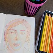 Meu projeto do curso: Desenho de retratos vibrantes com lápis de cor. Projekt z dziedziny  R, sunek, Portret, Sketchbook, R i sowanie kredkami użytkownika Tainan Assunção - 14.02.2023