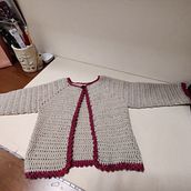 Mi proyecto del curso:  Top-down: prendas a crochet de una sola pieza. Un progetto di Fashion design, Fiber Art, DIY, Uncinetto e Textile Design di cliclu - 15.02.2023