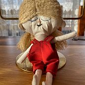 My project for course: Fabric Dolls: Design and Content Creation. Projekt z dziedziny Craft, Projektowanie zabawek, Portale społecznościowe, Fotografowanie smartfonem, Fotografia produktowa,  Sz, cie, Fotografia na Instagram, Wzornictwo i krawiectwo użytkownika Bulf Luminita - 17.02.2023