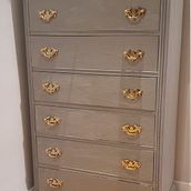 actualizar chifonier. Arts, Crafts, Furniture Design, Making, Interior Design, DIY, Upc, cling, Decorative Painting, Furniture Restoration, Upc, cling, and Painting project by apbenayas - 02.18.2023