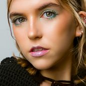My project for course: Beauty Photography. Photograph, Portrait Photograph, Studio Photograph, and Digital Photograph project by Patricio Aumedes - 02.21.2023