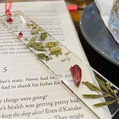 My project for course: Basic Botanical Pressing Techniques. Un progetto di Artigianato, Belle arti, Collage, DIY e Design floreale e vegetale di Laura Montero - 23.02.2023