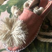 Mi proyecto del curso: Diseño y confección de alpargatas. Un projet de Création d'accessoires, Artisanat, Conception de chaussures, Art textile , et Design  de GLADYS VELASQUEZ YEGRES - 23.02.2023