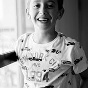 Fotografía de retrato moderna Ein Projekt aus dem Bereich Fotografie, Porträtfotografie, Beleuchtung für Fotografie, Studiofotografie, Digitalfotografie und Artistische Fotografie von Damian Dillon - 24.02.2023