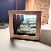 Miniature 3-D landscape view inspired by Salvador Dali's surreal scene painted on eleven sheets of glass. . Projekt z dziedziny  Modelowanie 3D, Malowanie gwaszami,  R, sunek architektoniczn, Malowanie akwarelą, Papercraft,  Kolaż, Craft, 3D, Trad, c, jna ilustracja i Design użytkownika Claire Kamber - 23.07.2021