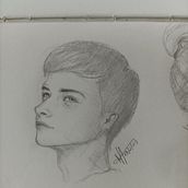 Meu projeto do curso: Sketchbook de retratos com lápis grafite. Een project van  Beeldende kunst,  Tekening,  Portrettekening, Sketchbook y  Schetsen van Mariana Laina - 24.02.2023