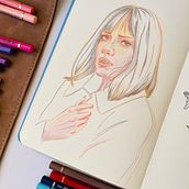 Mon projet du cours : Dessin de portraits expressifs aux crayons de couleur . Drawing, Portrait Drawing, Sketchbook, and Colored Pencil Drawing project by bldn - 03.02.2023